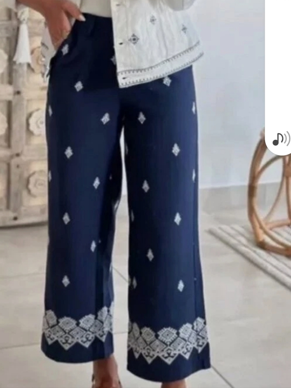 NWOT Zara Navy Blue Wide Leg Pants With Embroidery    Size XS